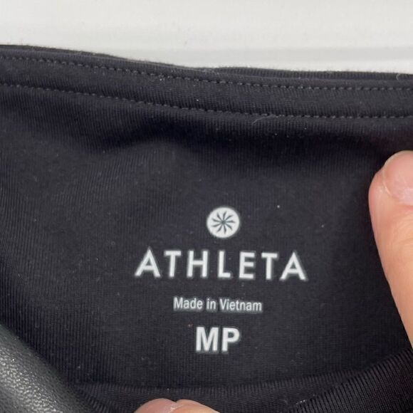 Athleta Faux Leather High Rise Workout Chic Legging Pants w Pockets - Picture 3 of 5